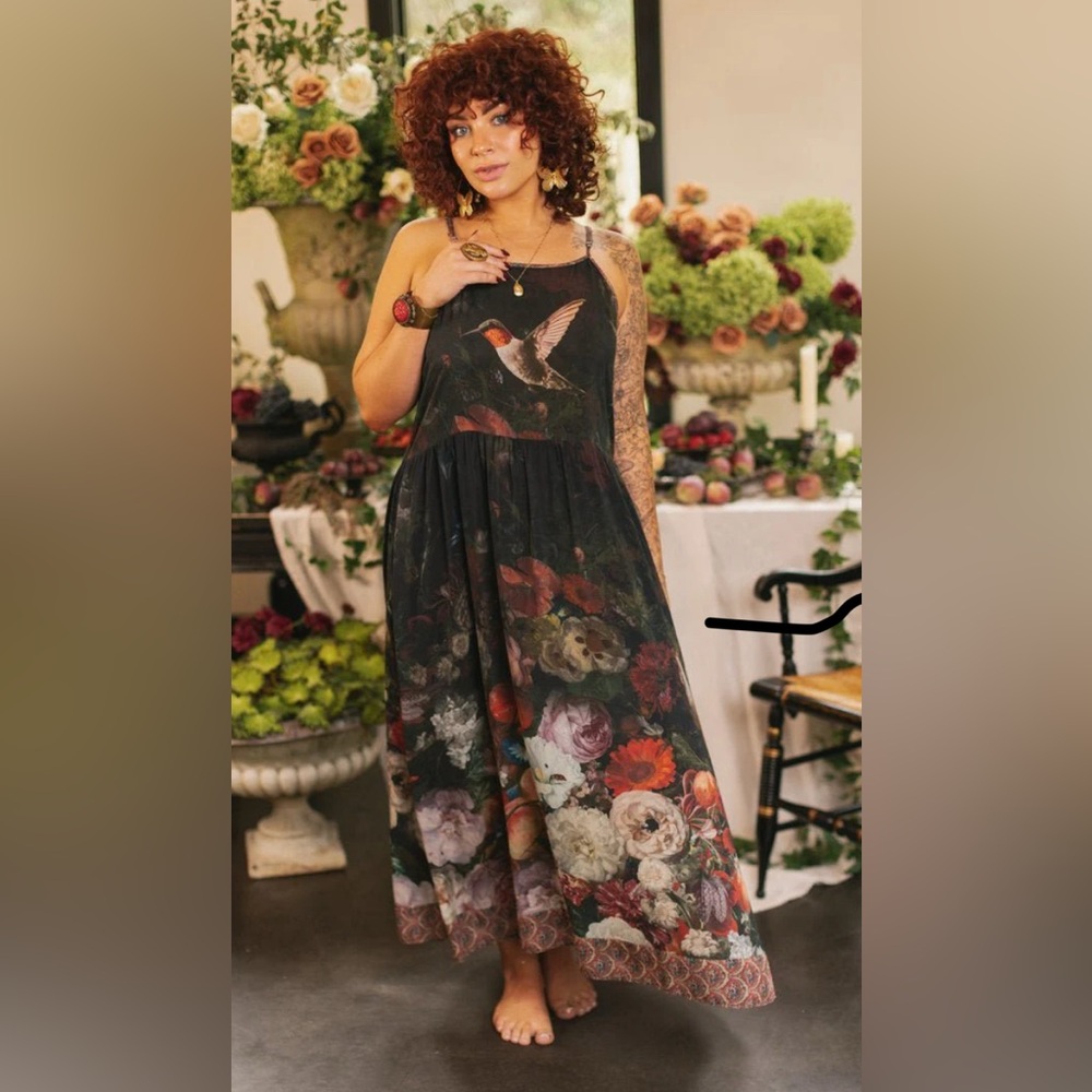 Floral Hummingbird Print Black Maxi Dress